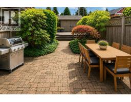 962 E 11th Avenue, Vancouver, BC V5T2E9 Photo 35