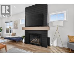 5pc Ensuite bath - 697 Balsam Road, Kelowna, BC V1W1C1 Photo 13