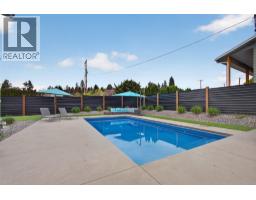 2pc Bathroom - 697 Balsam Road, Kelowna, BC V1W1C1 Photo 18