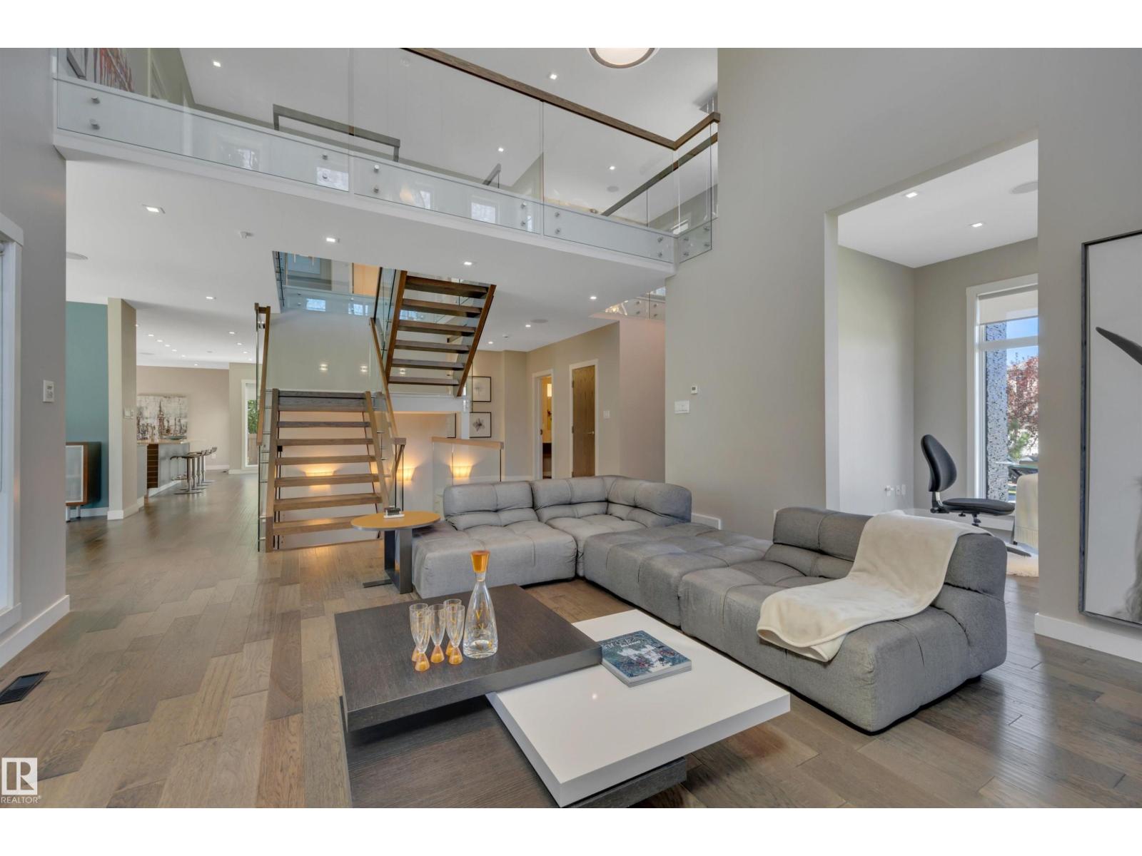 5047 MCLUHAN RD NW - 10