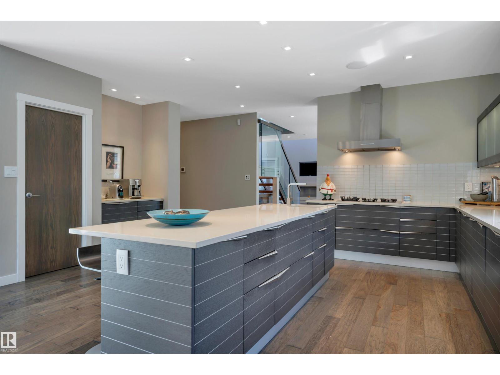 5047 MCLUHAN RD NW - Image 20