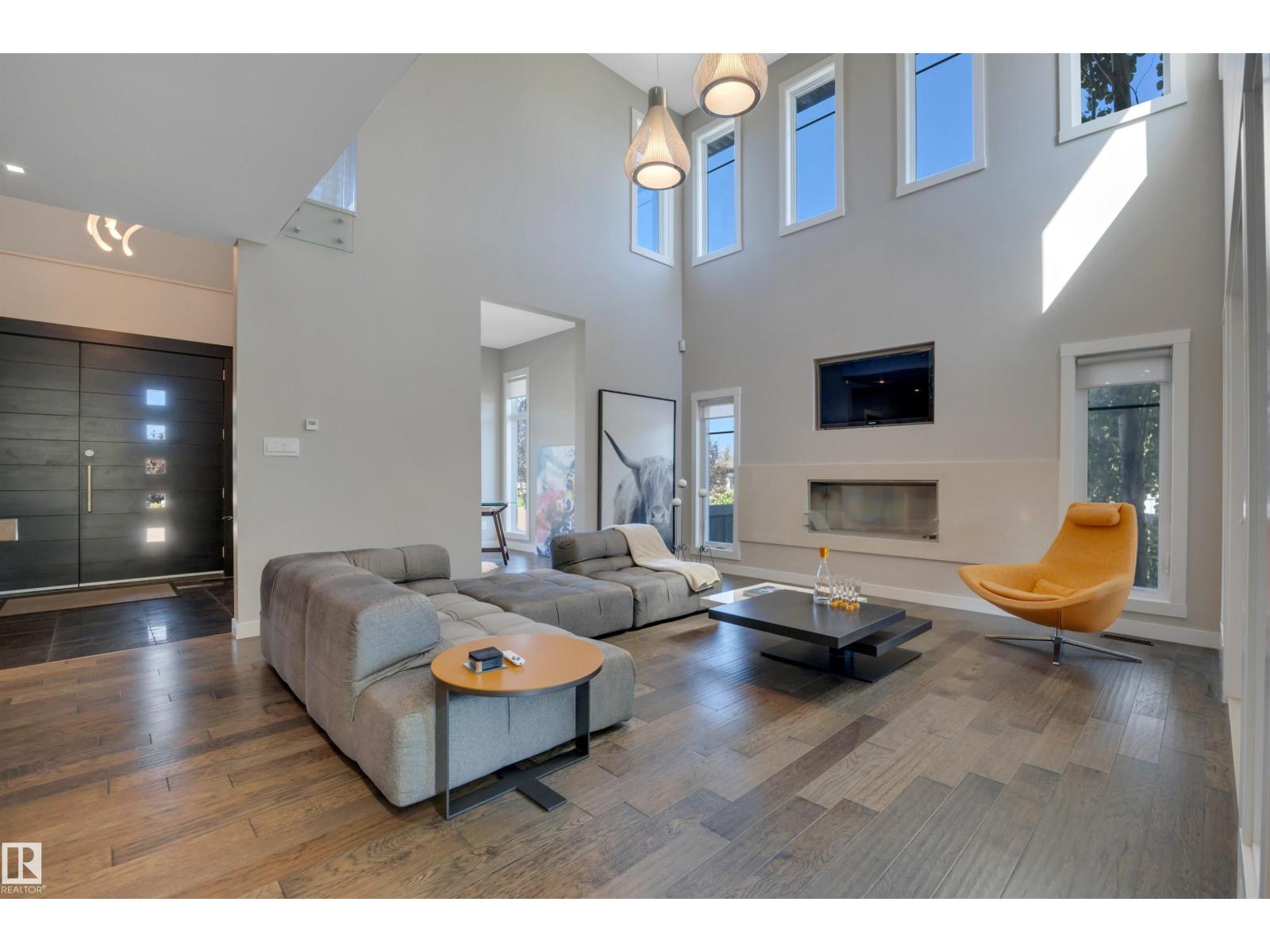 5047 MCLUHAN RD NW - 8