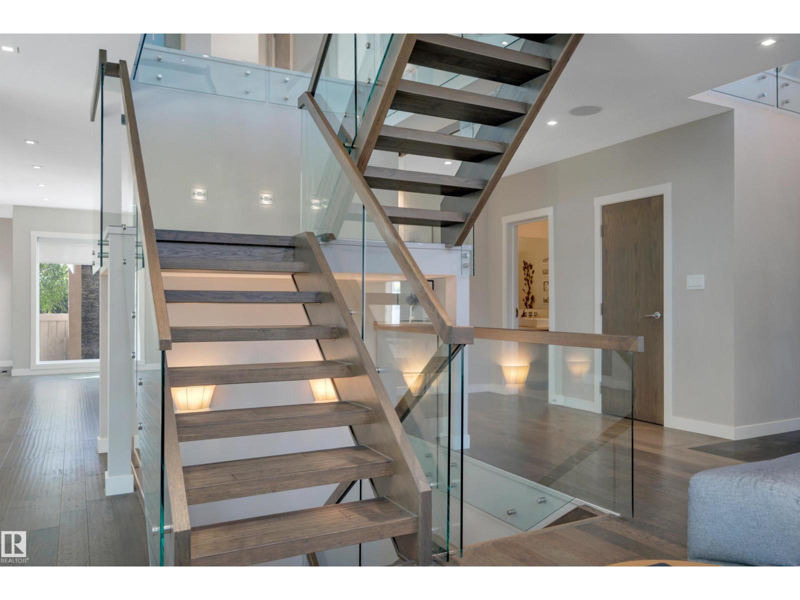 5047 MCLUHAN RD NW - 27
