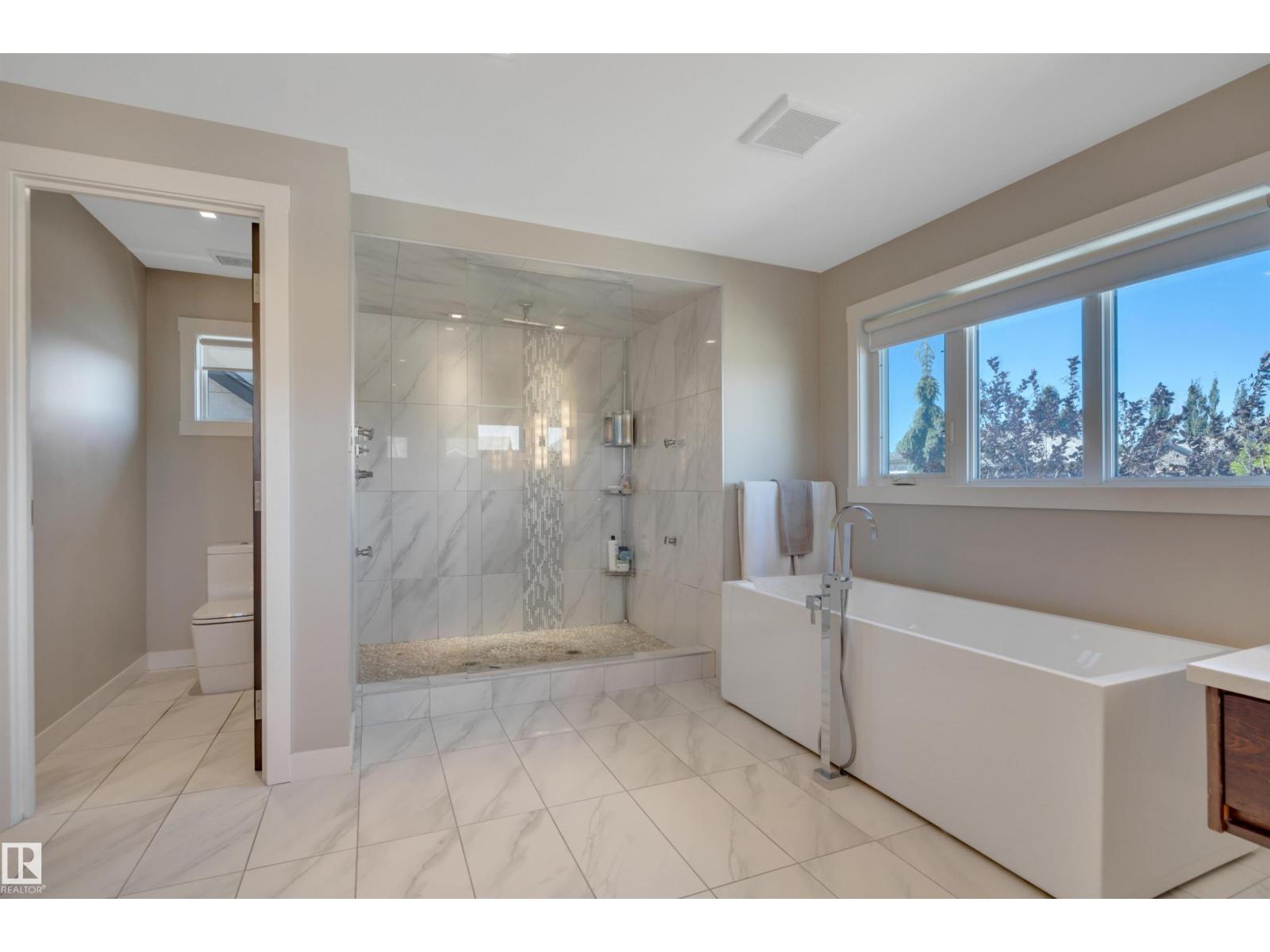 5047 MCLUHAN RD NW - Image 40
