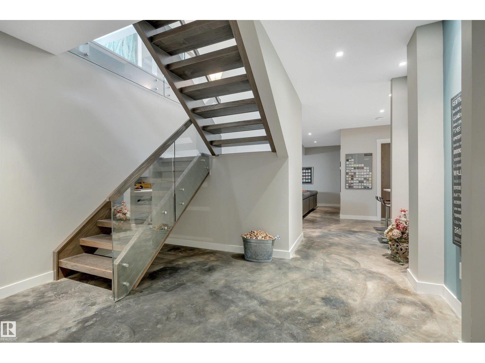 5047 MCLUHAN RD NW - 49