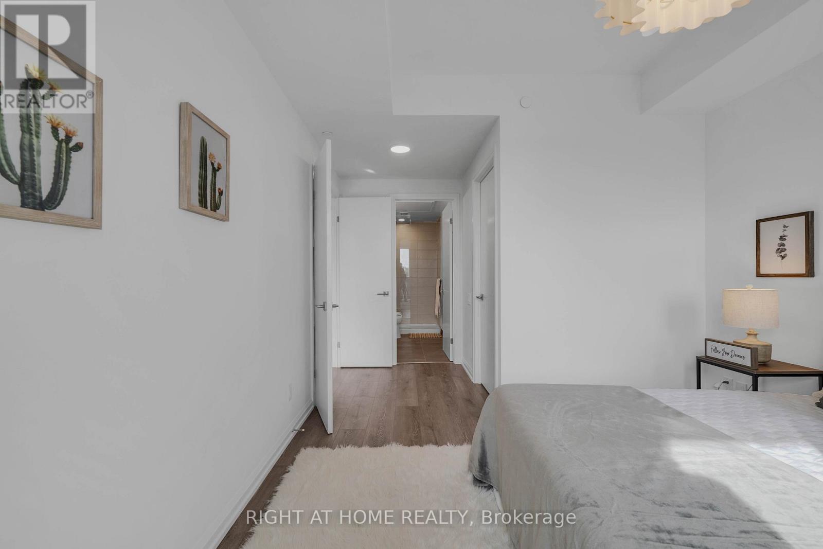 #414 4208 DUNDAS STREET W - 18