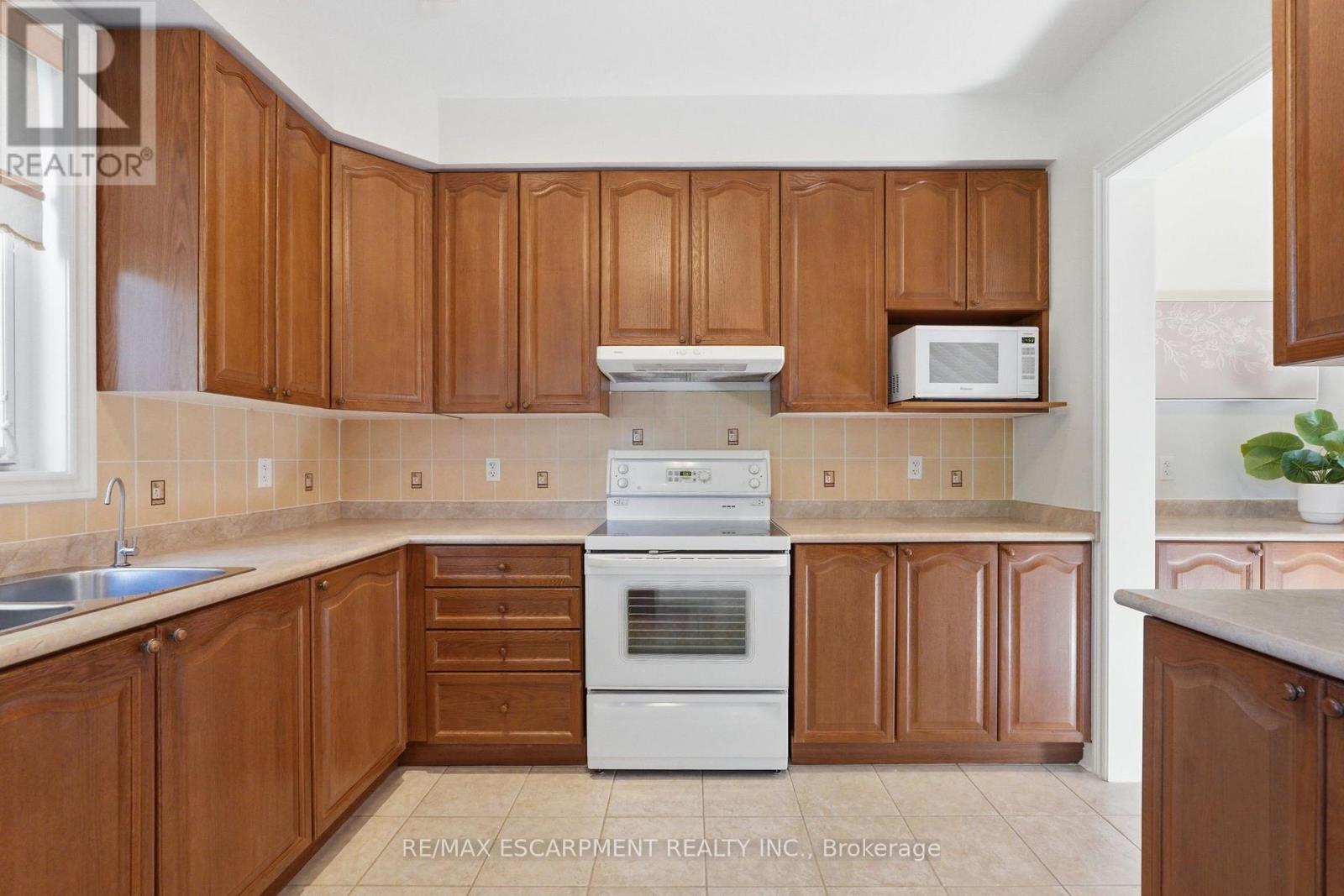2241 GLAZEBROOK CIRCLE - 13