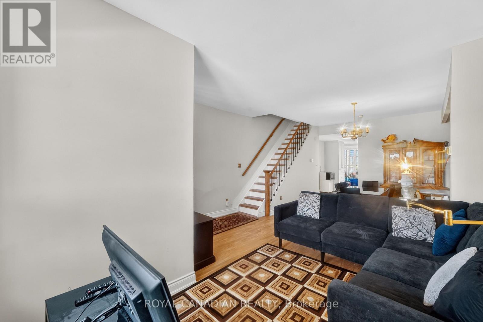 2538 ST CLAIR AVENUE W - 12