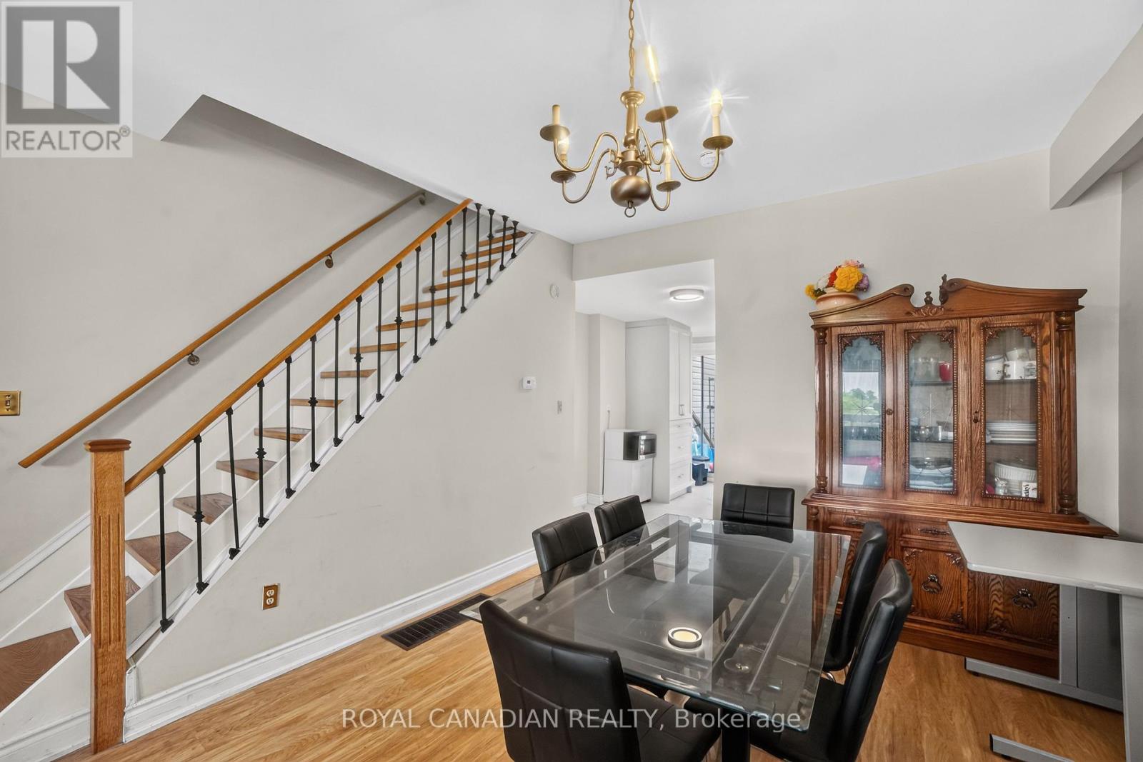 2538 ST CLAIR AVENUE W - 13