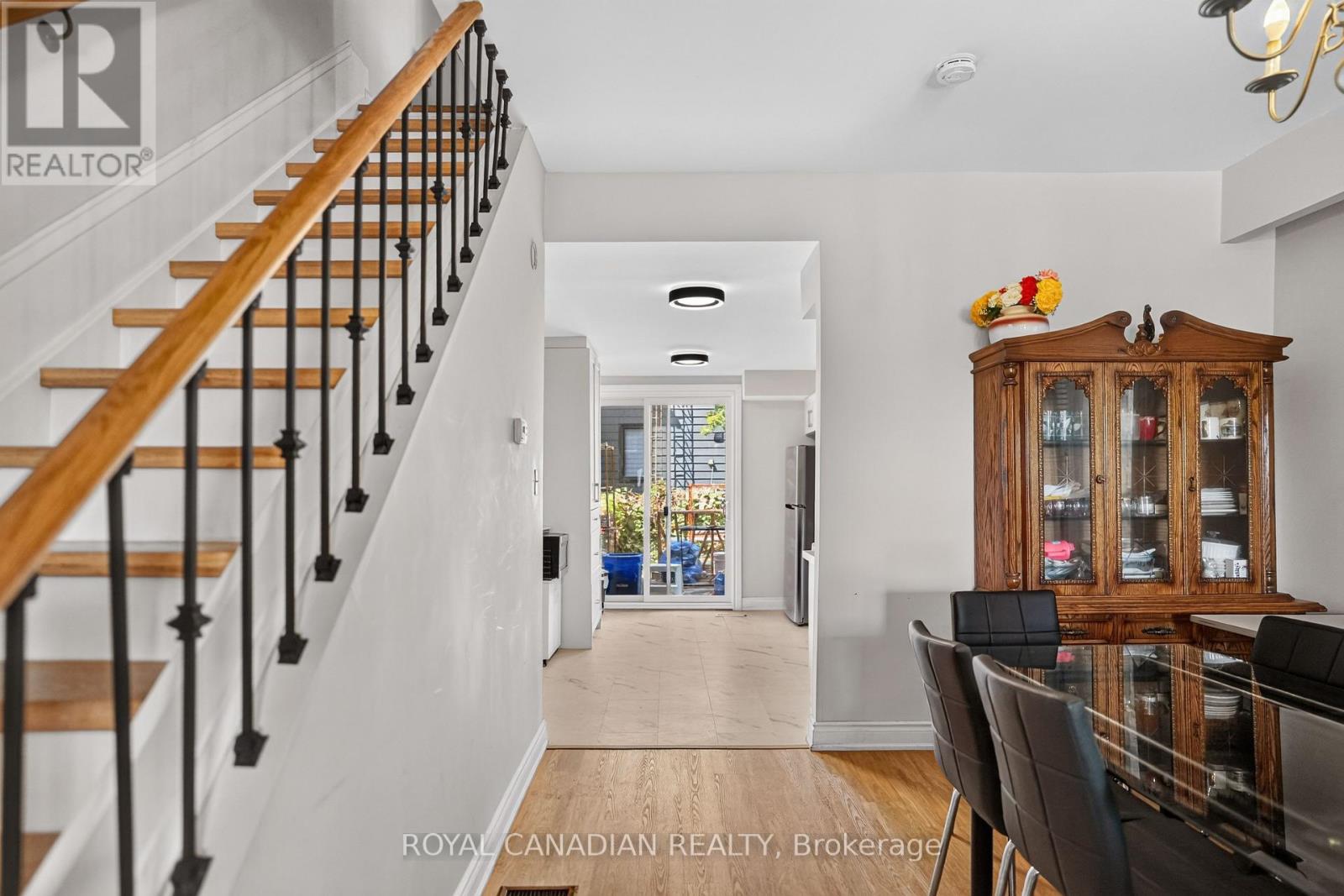 2538 ST CLAIR AVENUE W - 17