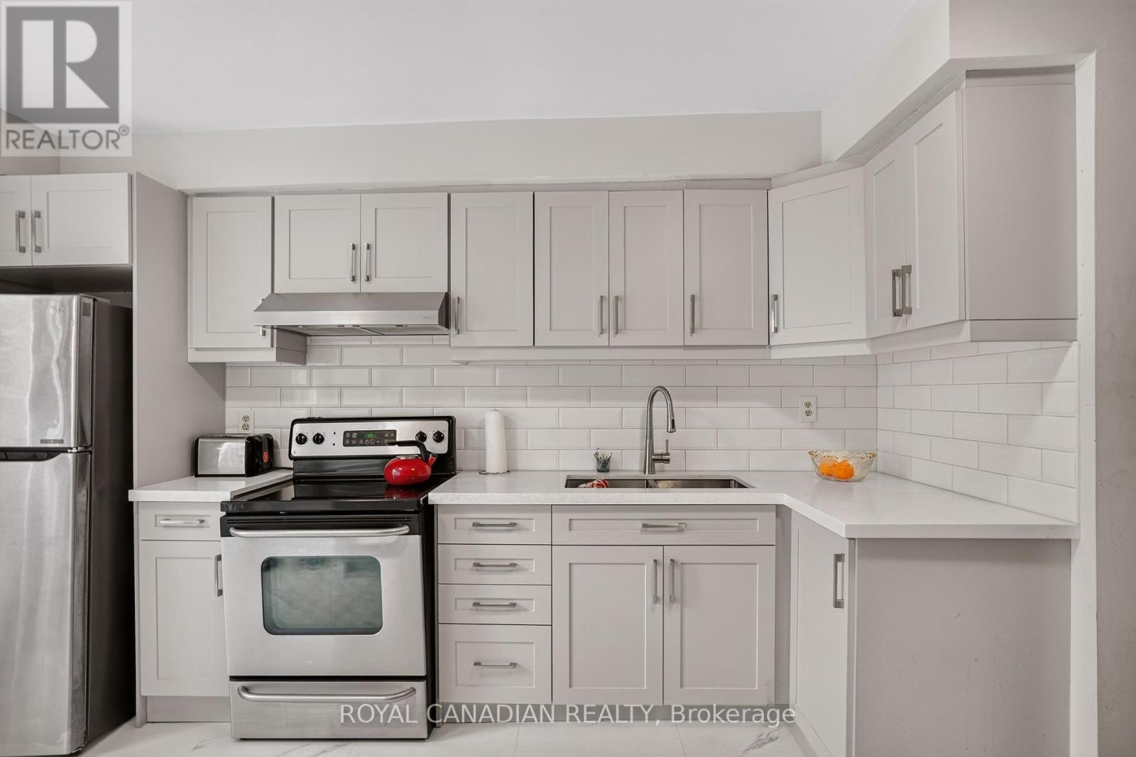 2538 ST CLAIR AVENUE W - 19