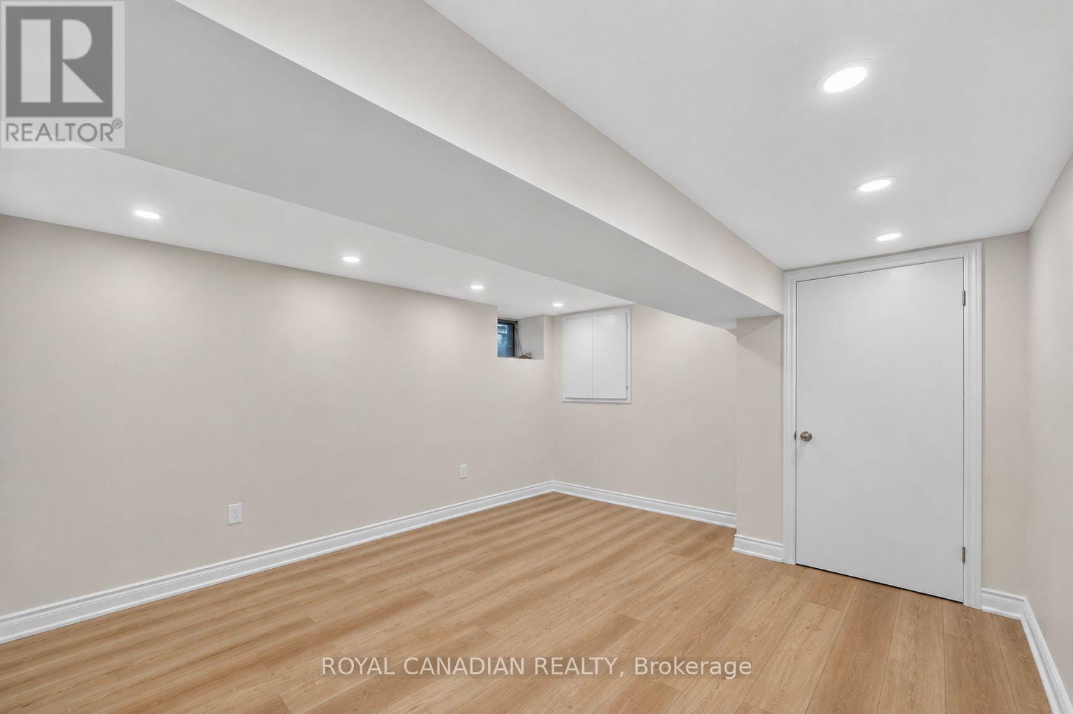 2538 ST CLAIR AVENUE W - 33
