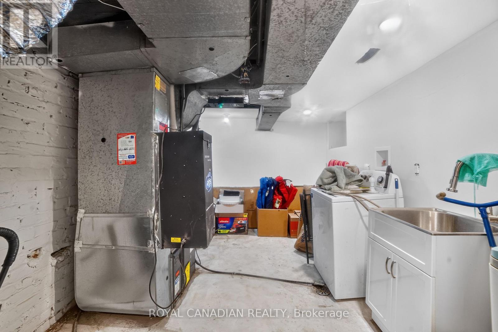 2538 ST CLAIR AVENUE W - Image 37
