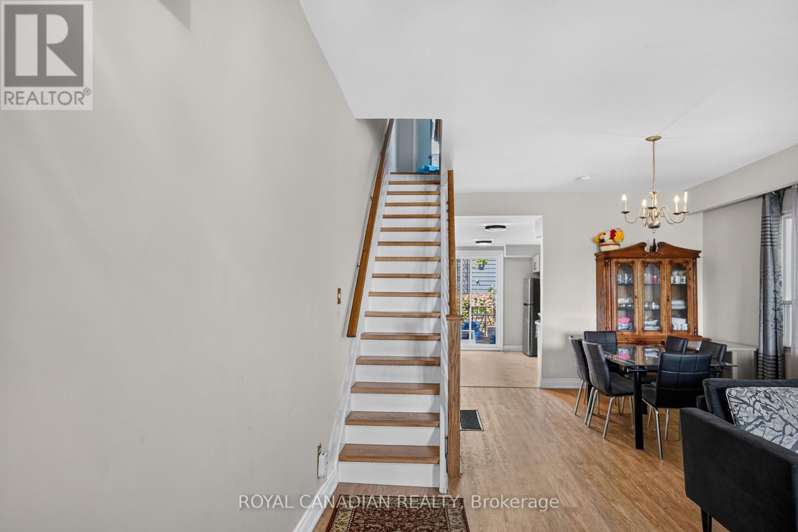 2538 ST CLAIR AVENUE W - 4