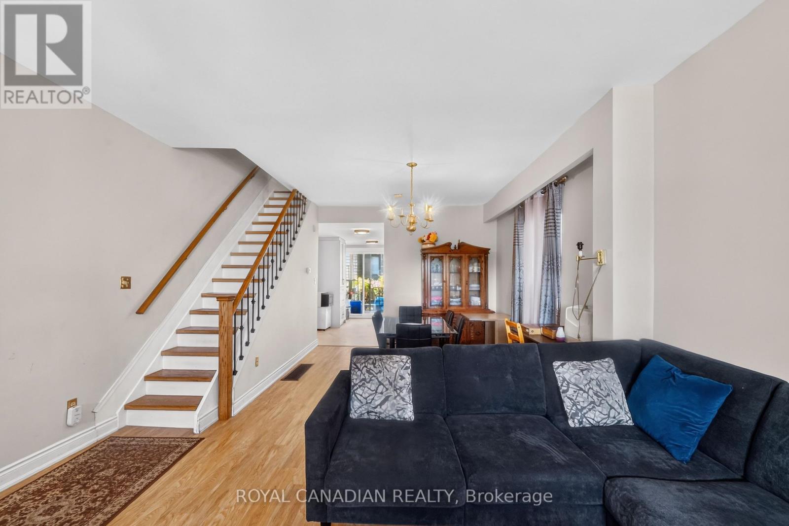 2538 ST CLAIR AVENUE W - 8