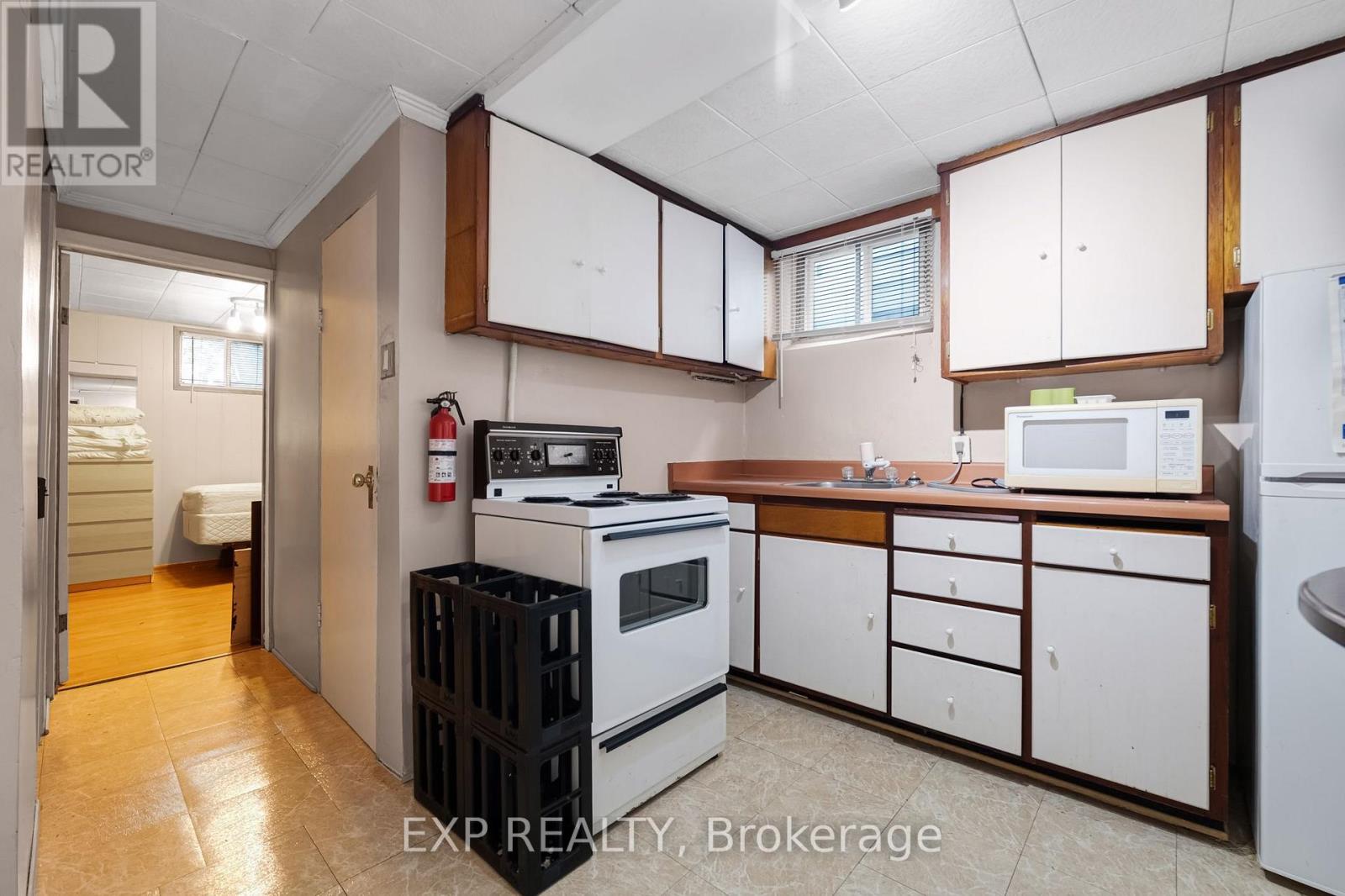 48 SIXTEENTH STREET - Image 24