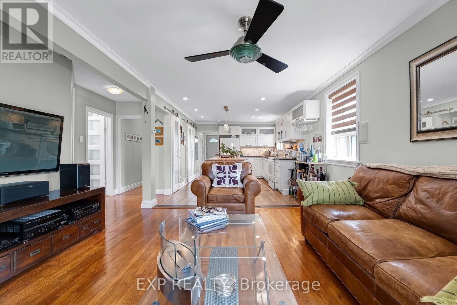 48 SIXTEENTH STREET - Image 15