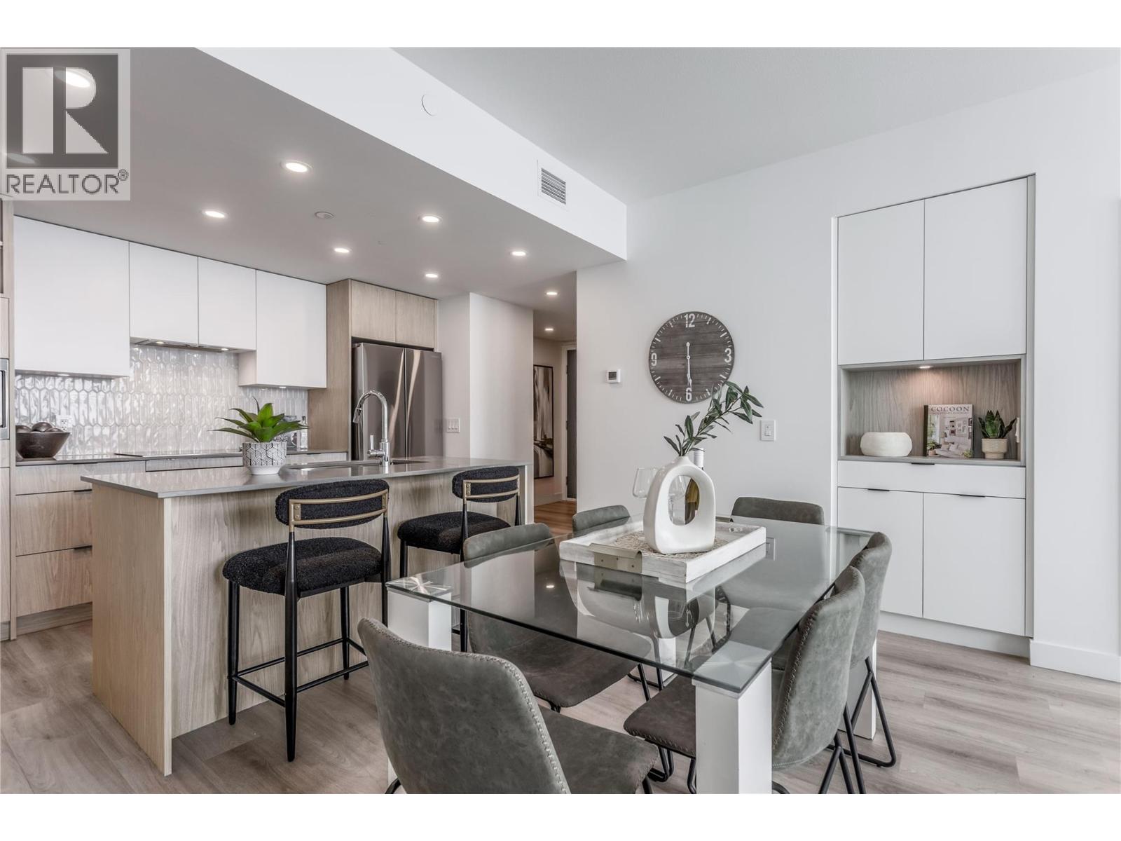 3301 1488 Bertram Street, Kelowna