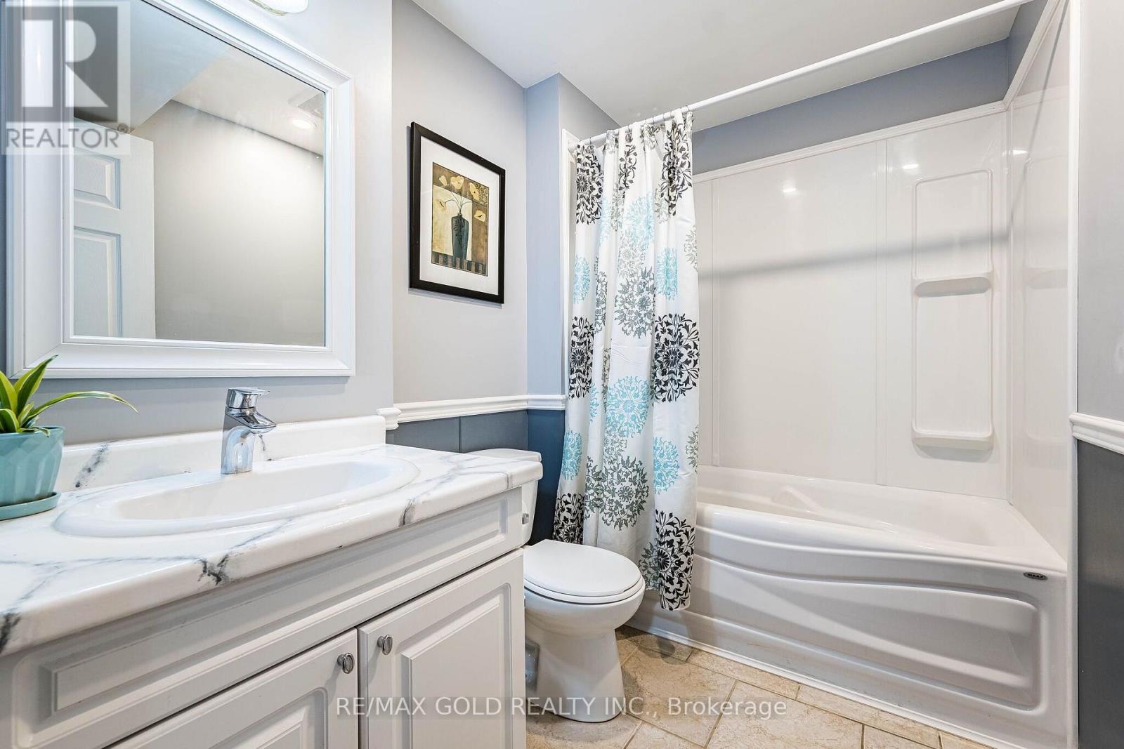 6 MOFFATT LANE - Image 42