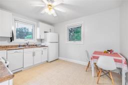 Bedroom - 862 Jubilee Avenue E, Winnipeg, MB R3L1R2 Photo 8