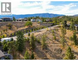 723 Forestridge Lane, Kelowna, BC V1V2Y3 Photo 12