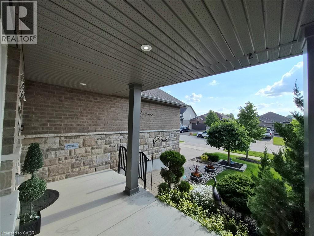 130 BRIDGE Crescent - 5