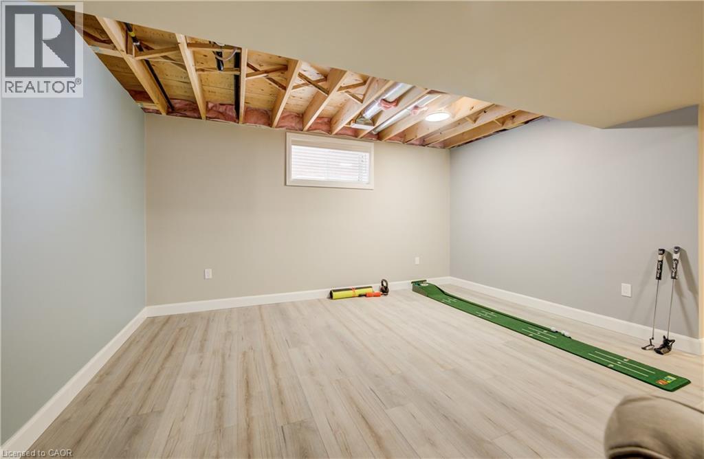 130 BRIDGE Crescent - 25