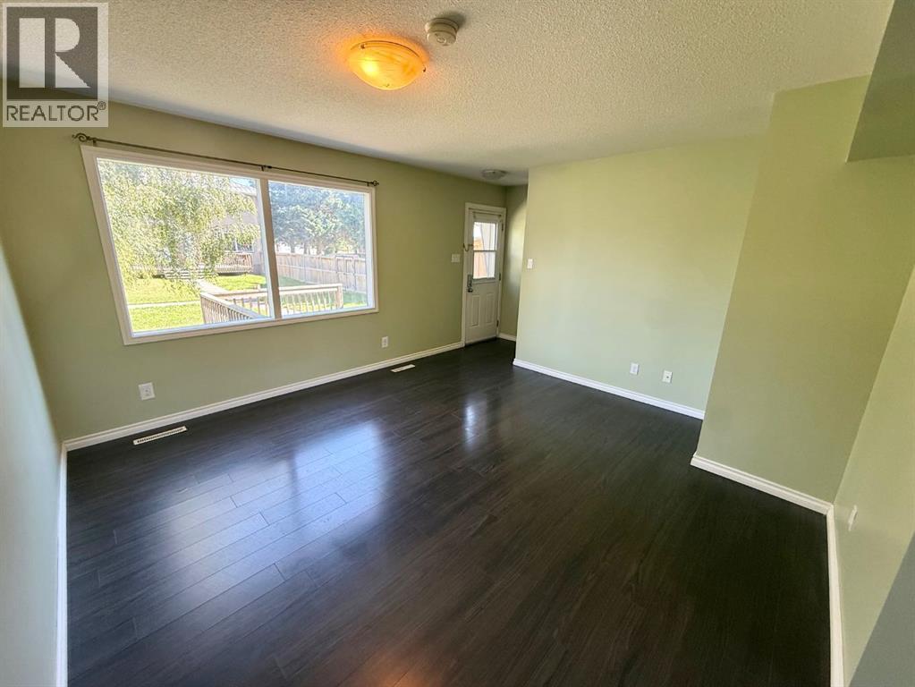 #65 114 HARDISTY Avenue - 5