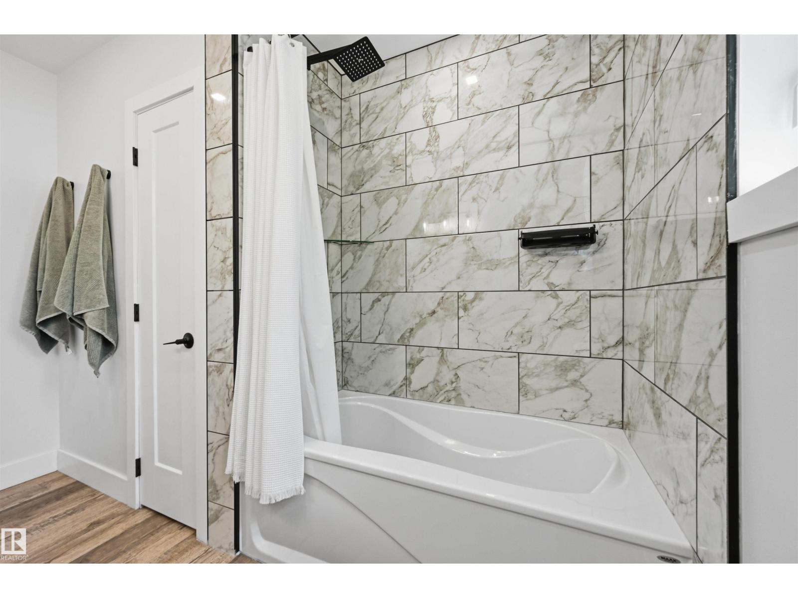 6015 92A AV NW - Image 23