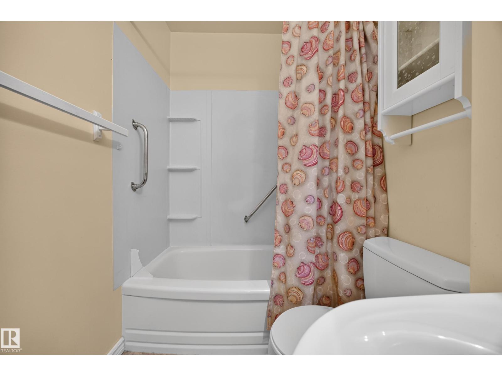 5207 48 AV - Image 27