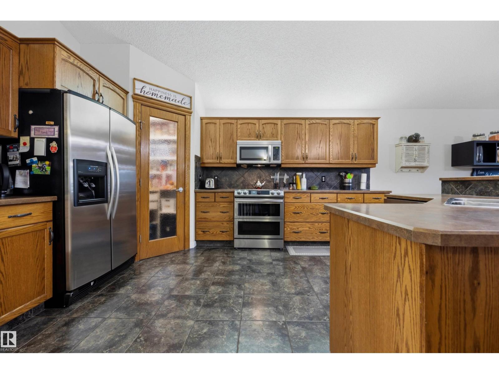 15552 49 ST NW - Image 19