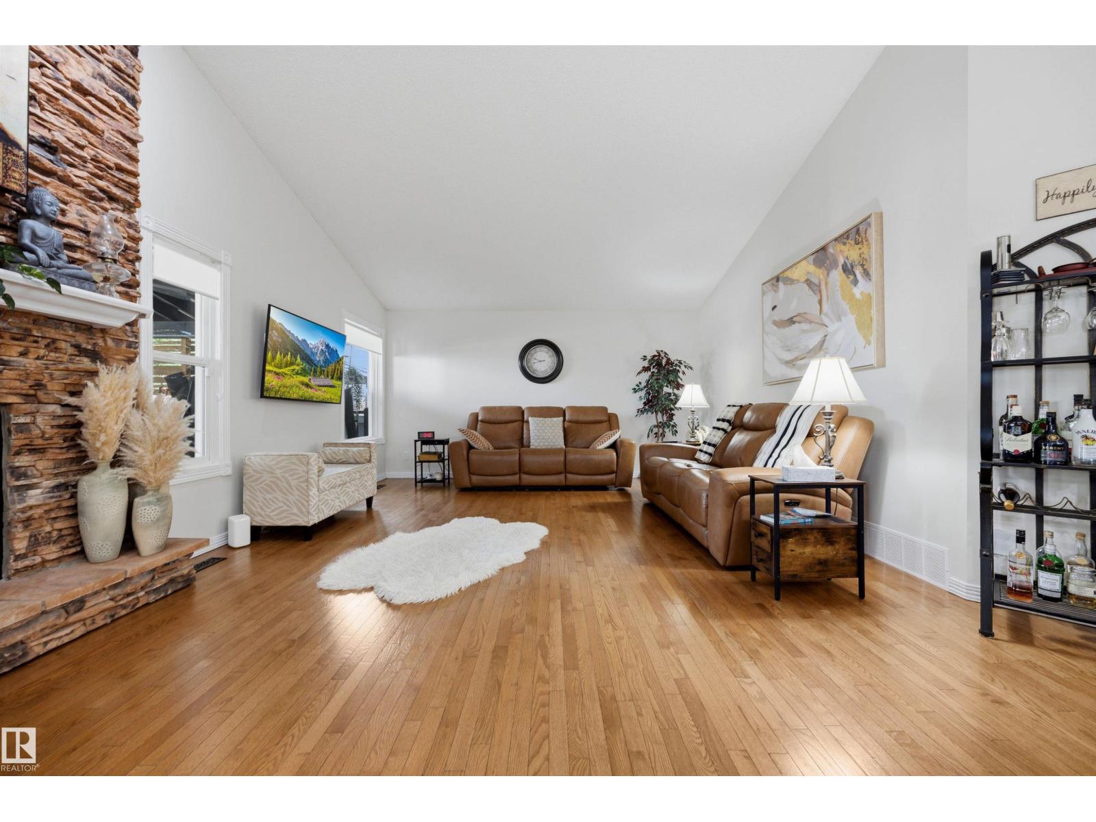 15552 49 ST NW - Image 15
