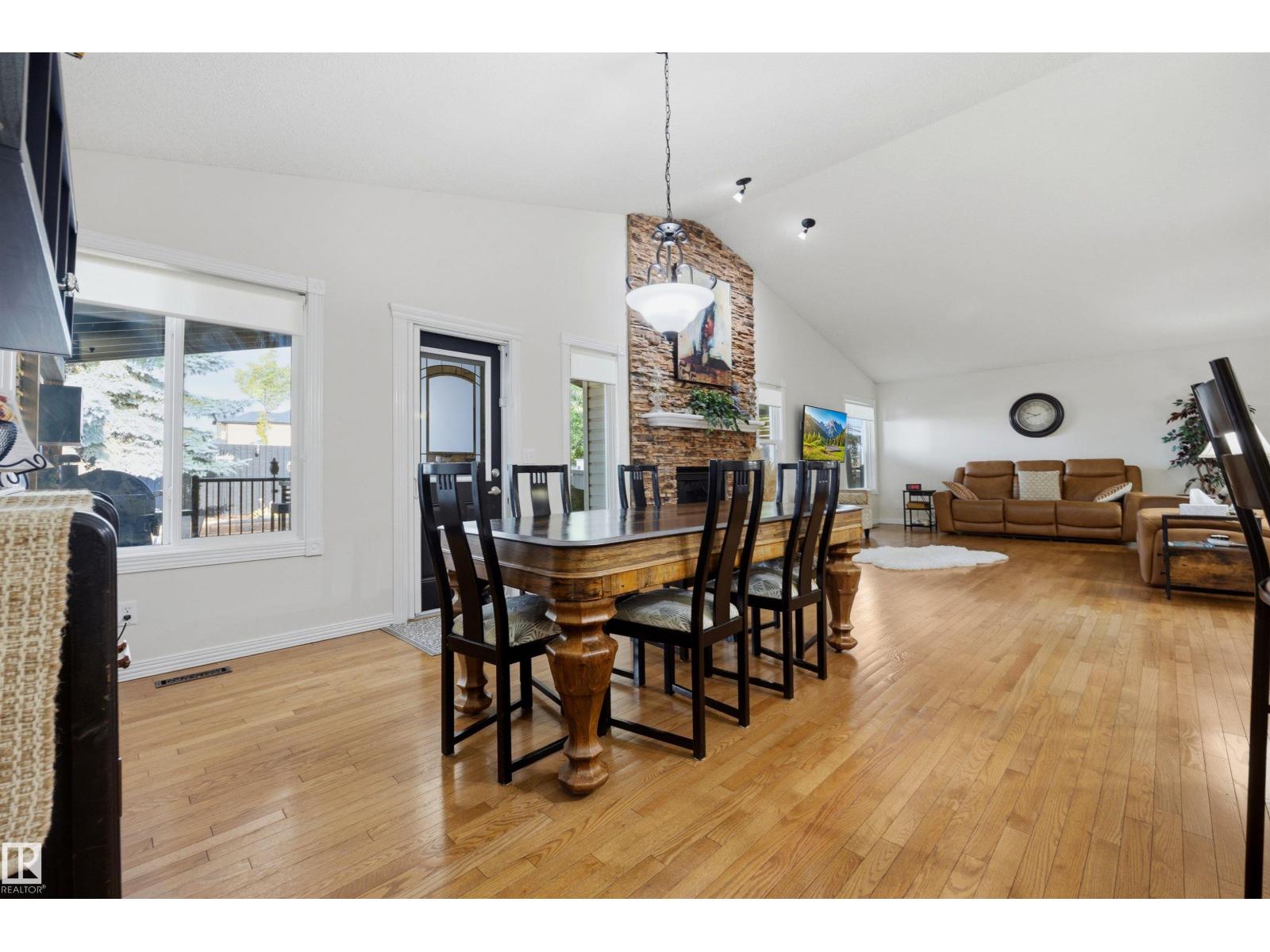 15552 49 ST NW - Image 13