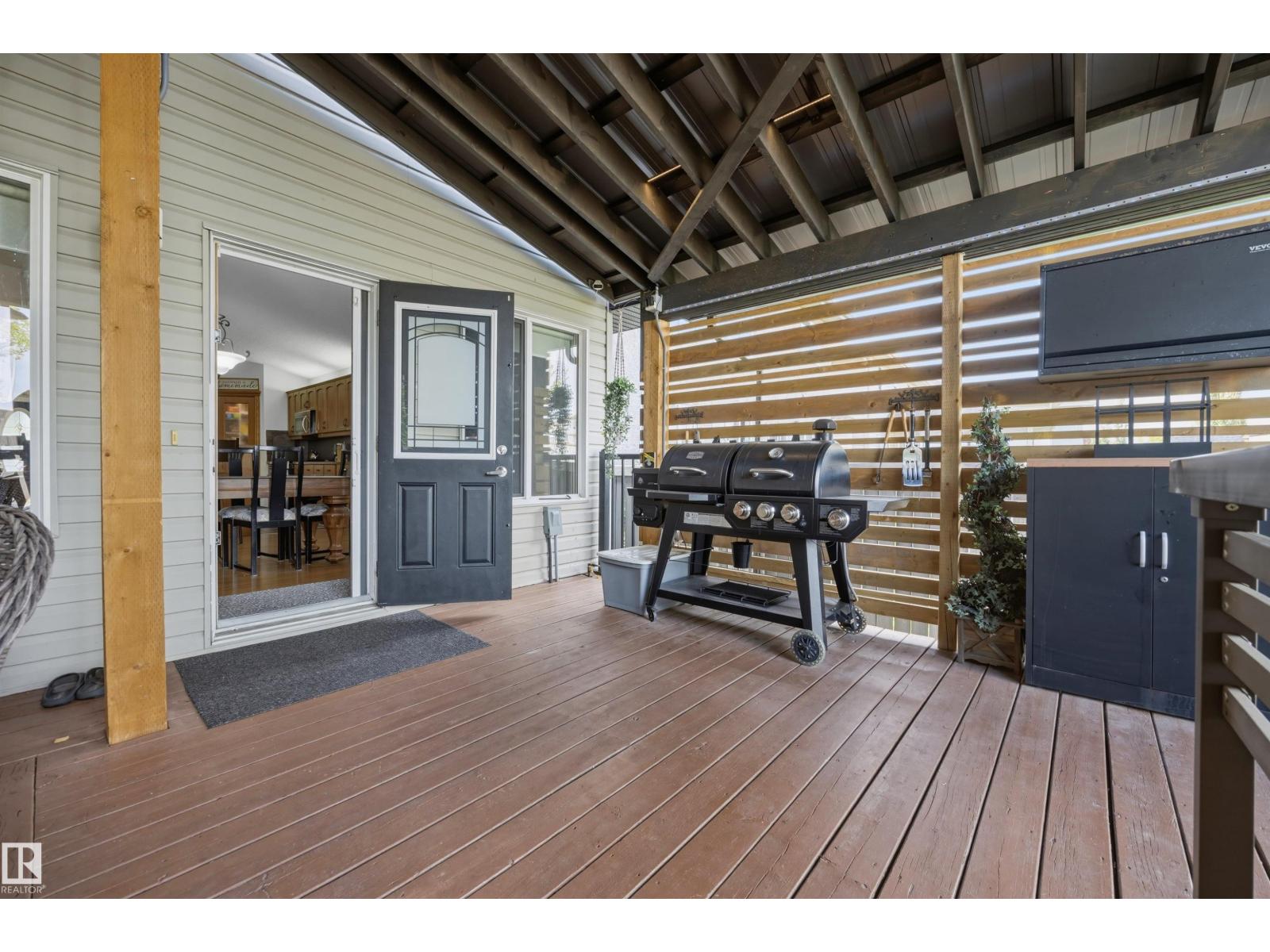 15552 49 ST NW - 12