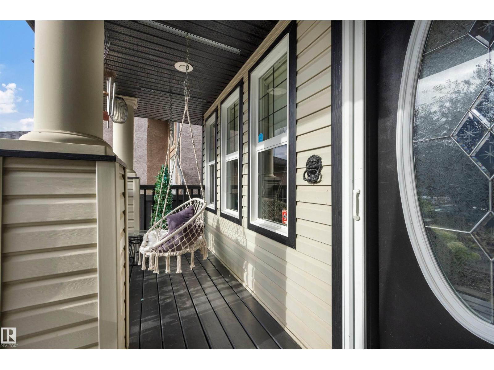 15552 49 ST NW - 52