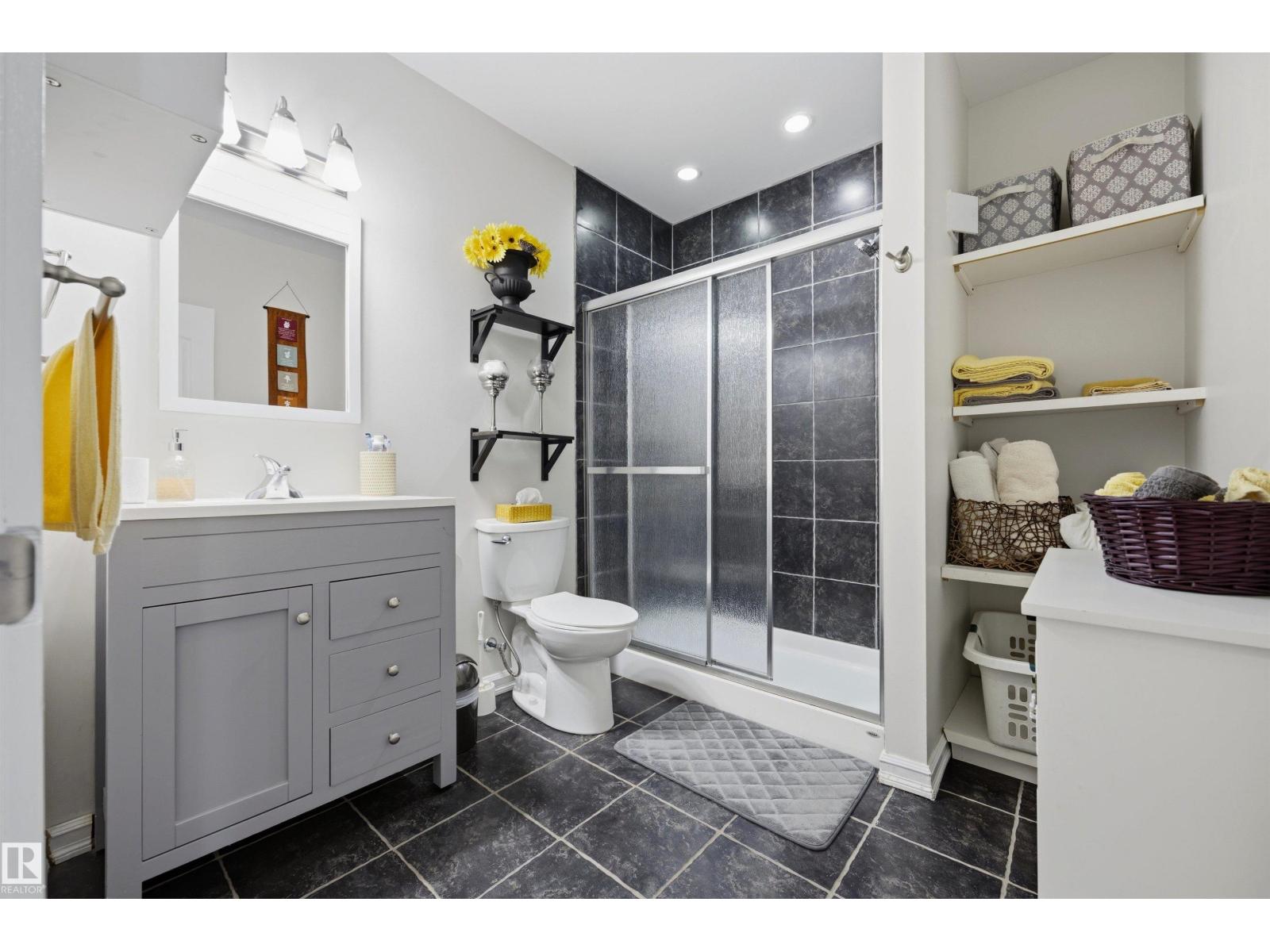 15552 49 ST NW - Image 41