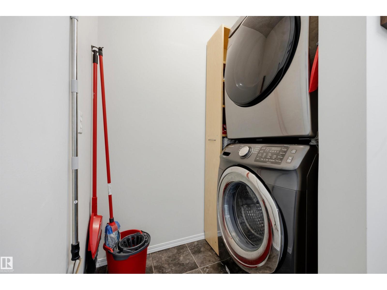 15552 49 ST NW - Image 32