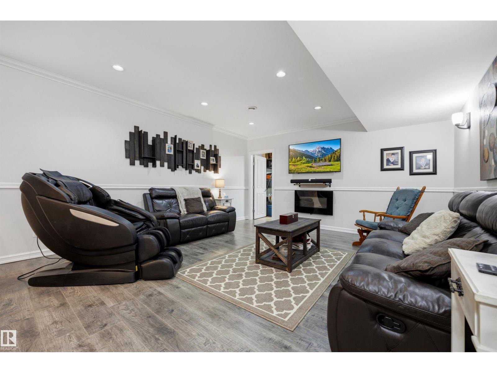 15552 49 ST NW - Image 34