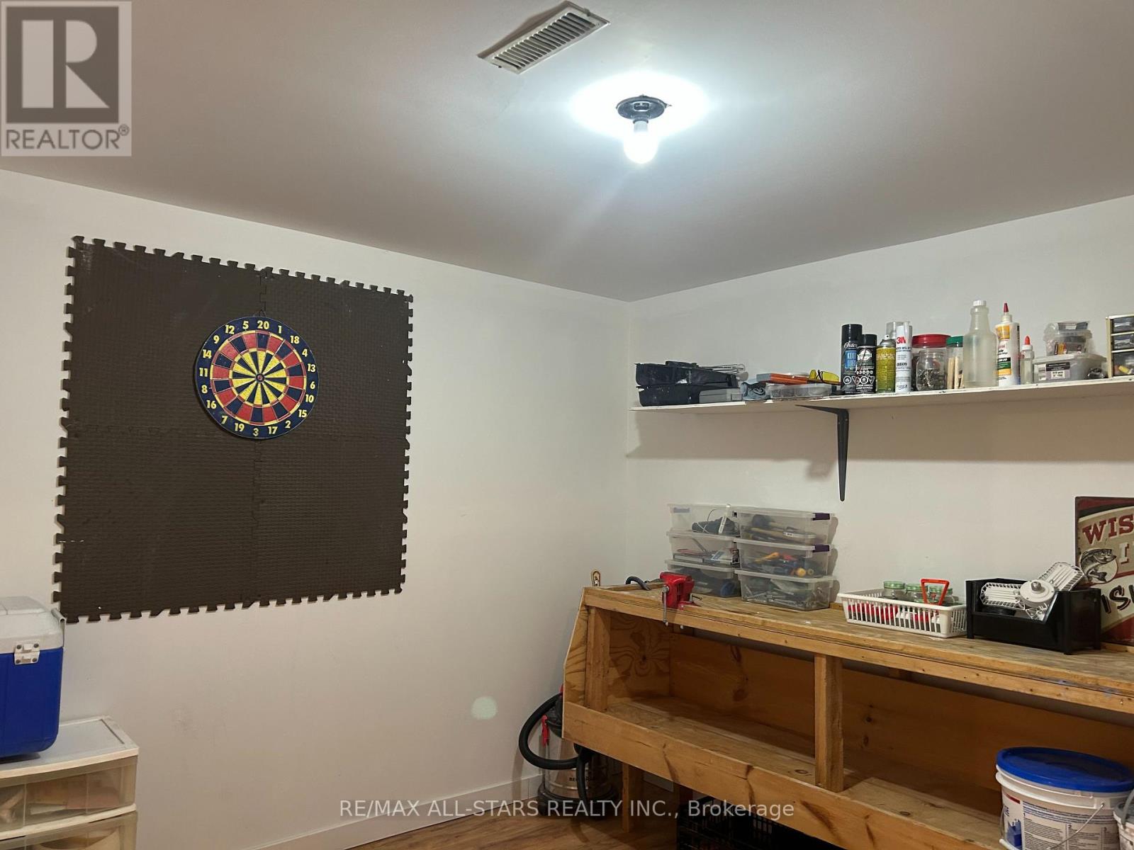 176 ELGIN STREET - 40