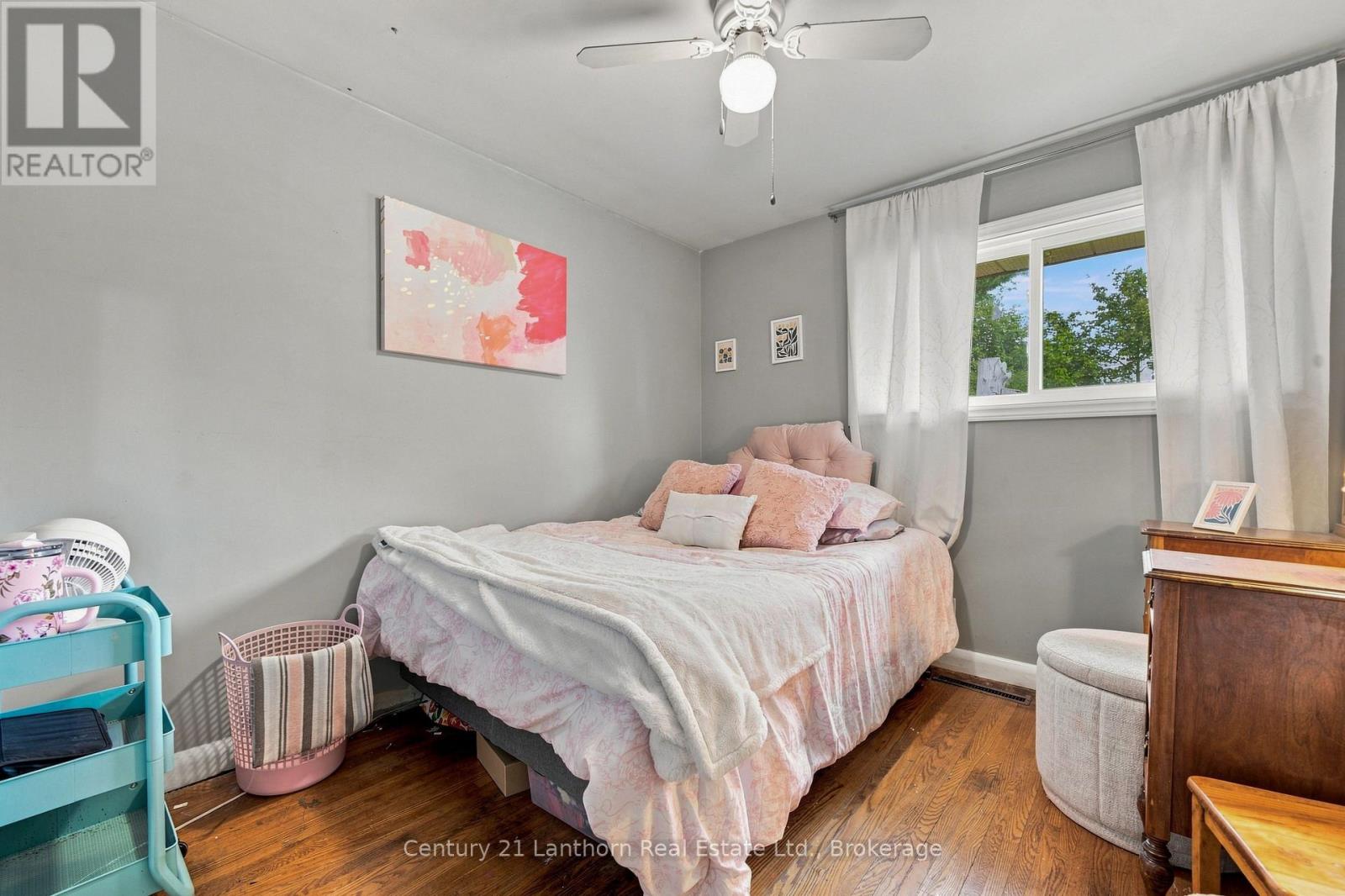 169 FARLEY AVENUE - 18