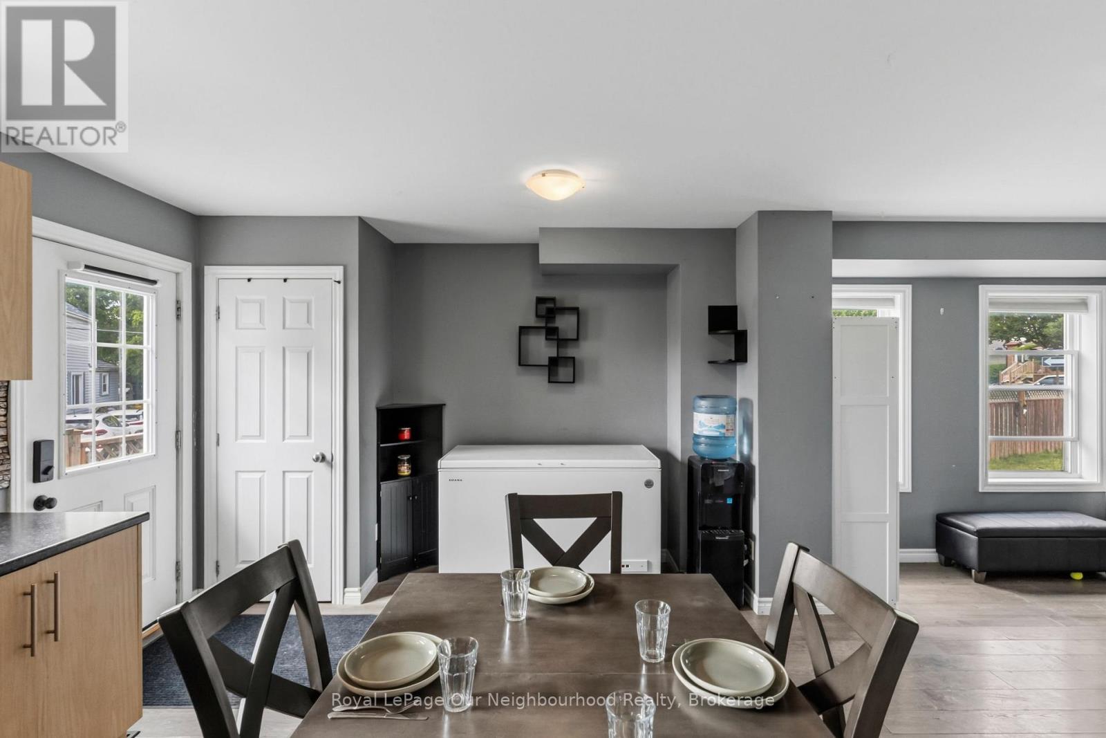 28 HOPE STREET N - 10
