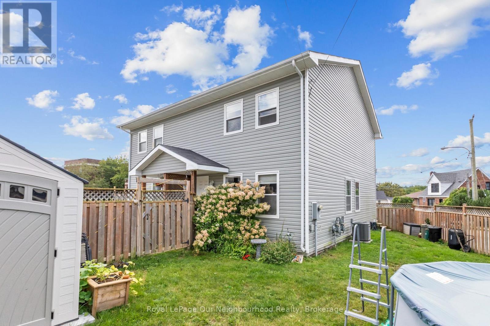 28 HOPE STREET N - 33