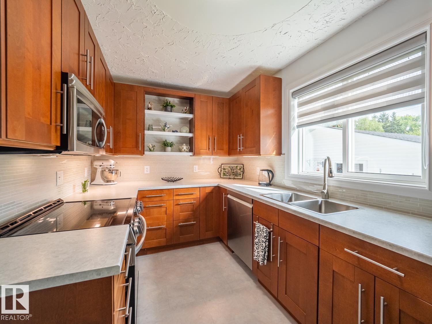 10511 68 AV NW - Image 14