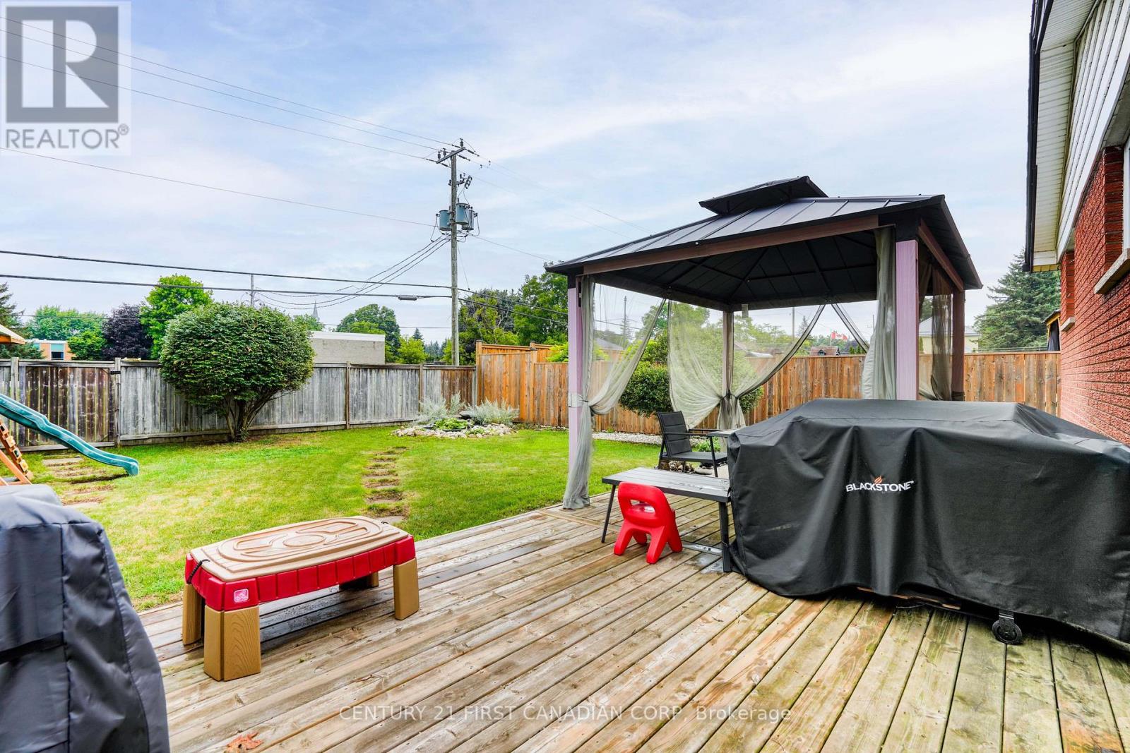 44 DALE DRIVE - Image 32
