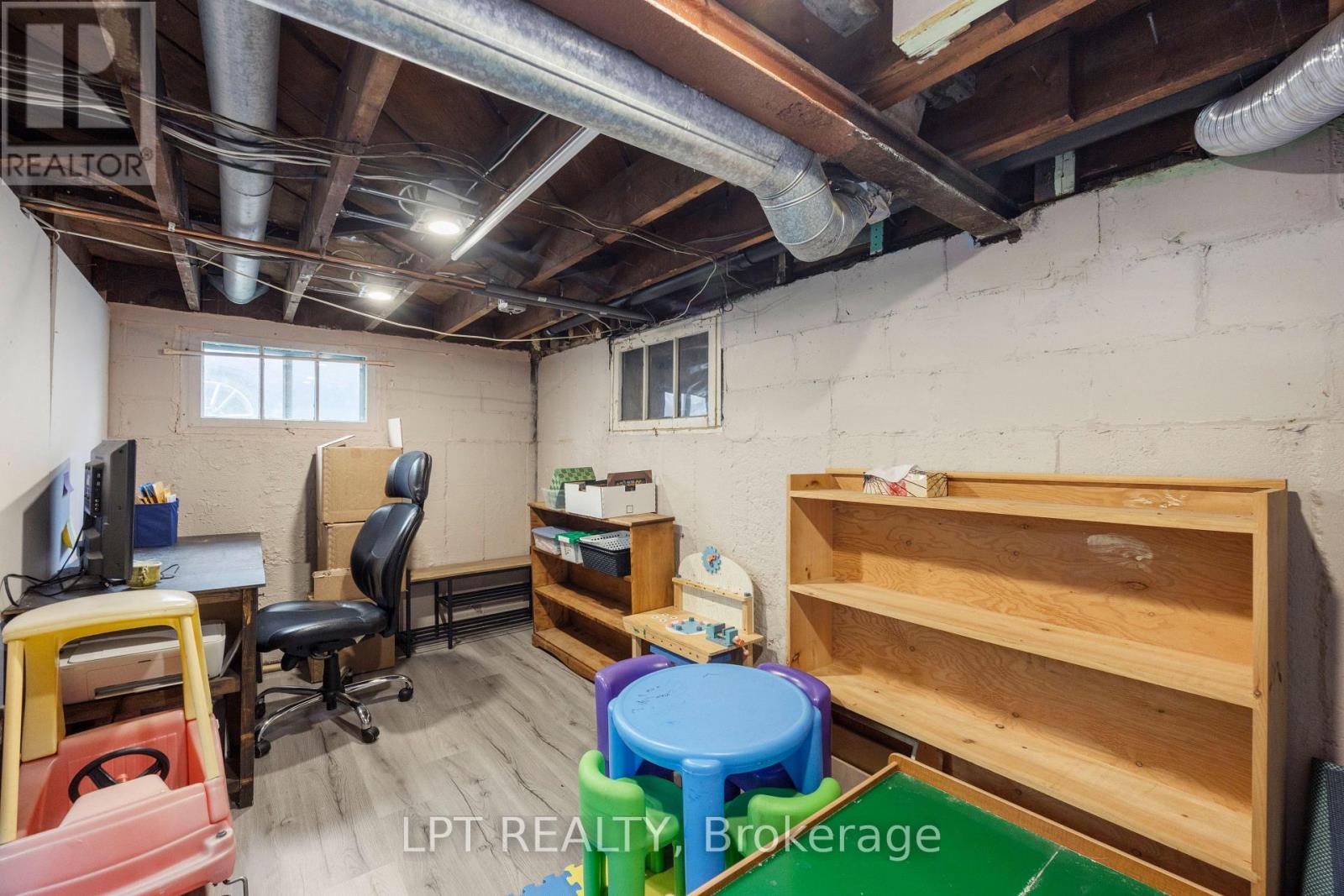 125 CURTIS STREET - Image 22