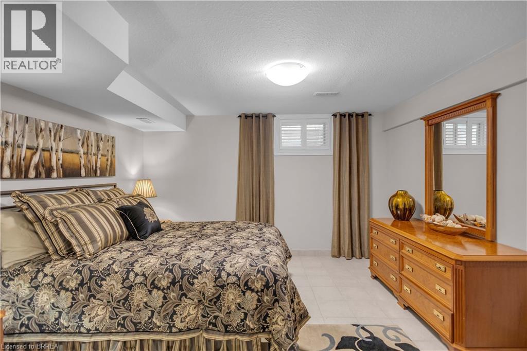 #13 633 PARK Road N - Image 22