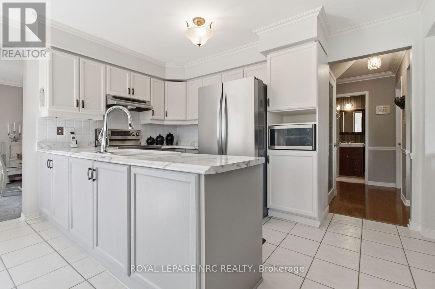 26 STRADA BOULEVARD - Image 14