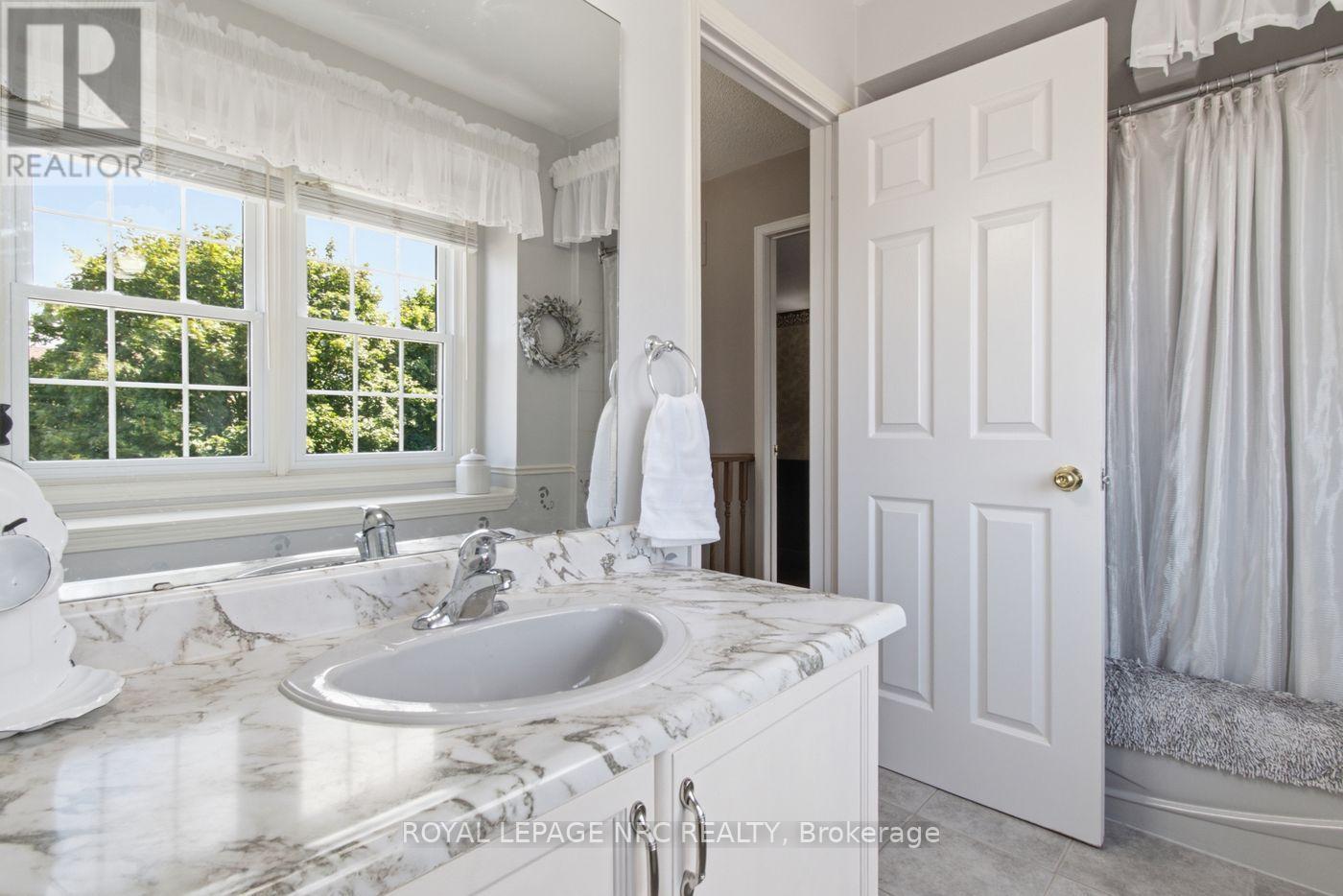 26 STRADA BOULEVARD - Image 26