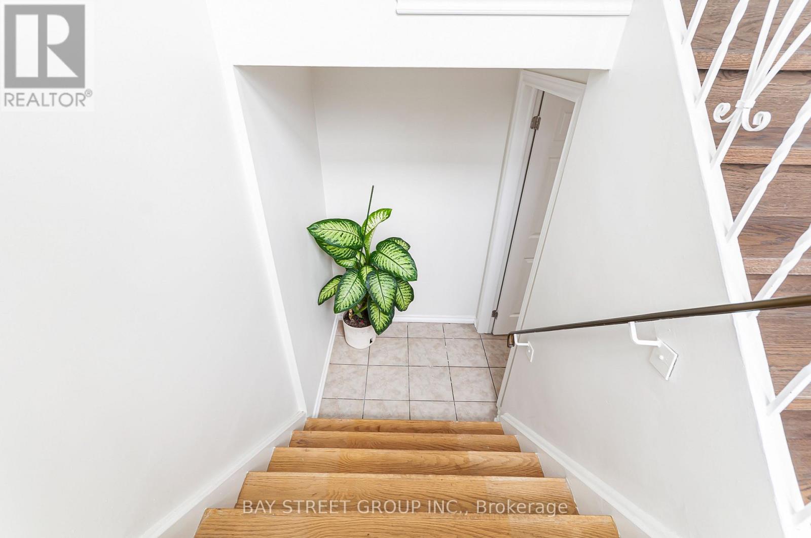 89 MINTWOOD DRIVE - 19