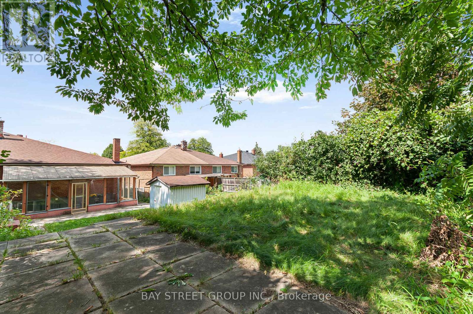89 MINTWOOD DRIVE - 33